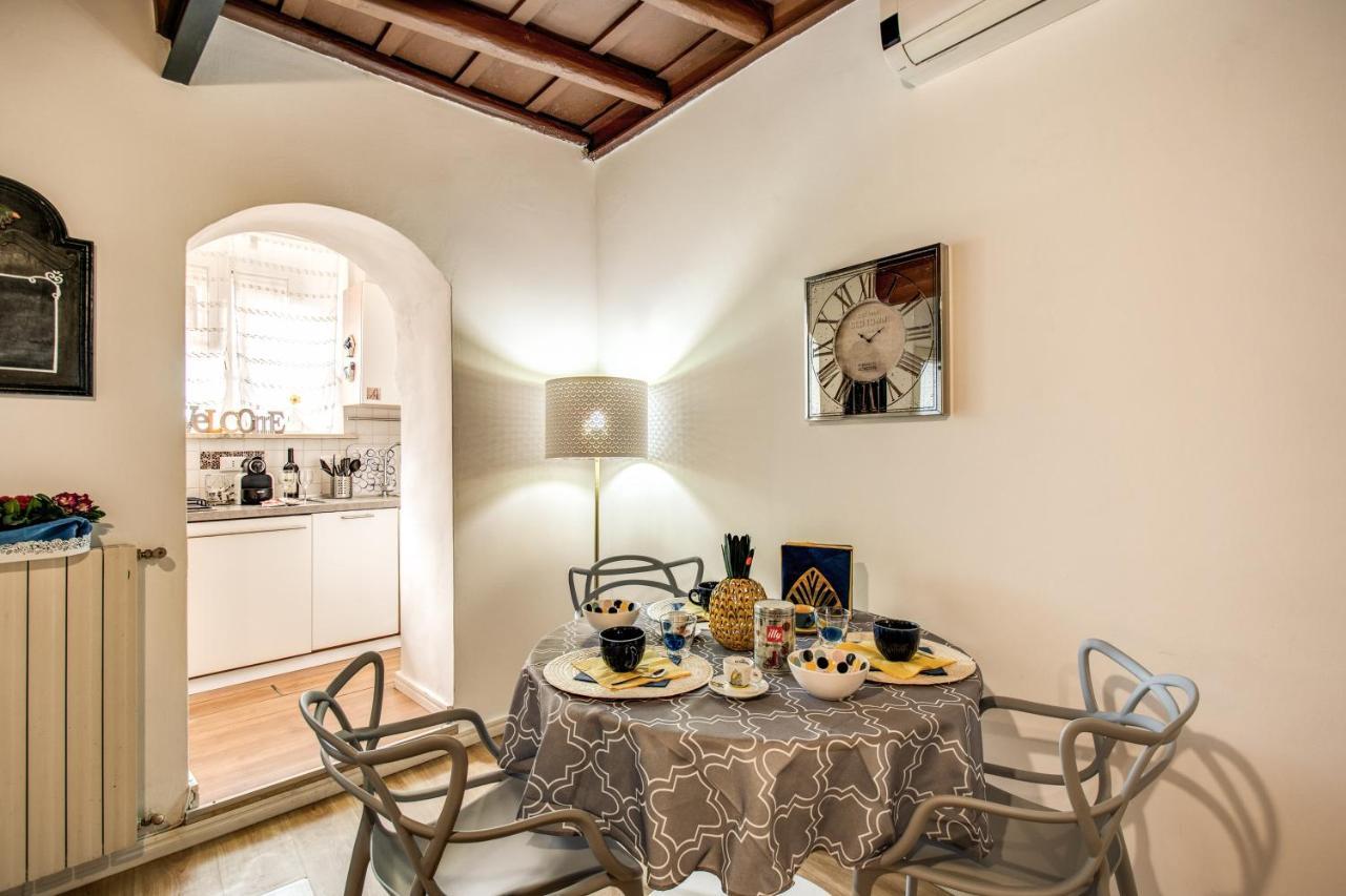 Апартаменти 4C Colosseo Holidays Рим Екстер'єр фото